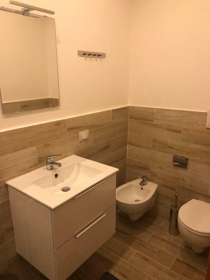 Macario Apartment In The Old Town Bari Bagian luar foto